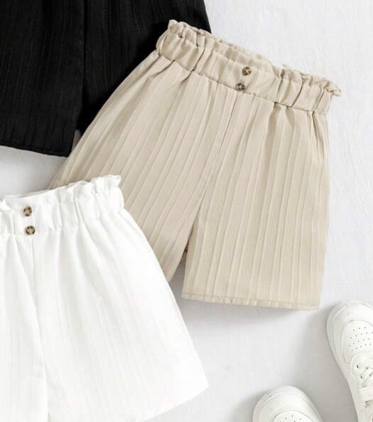 Short beige elegante 